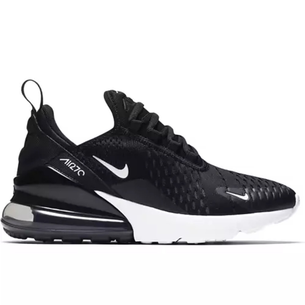Boys Nike airmax youth size 7. (Big boys) black. Paid $130.